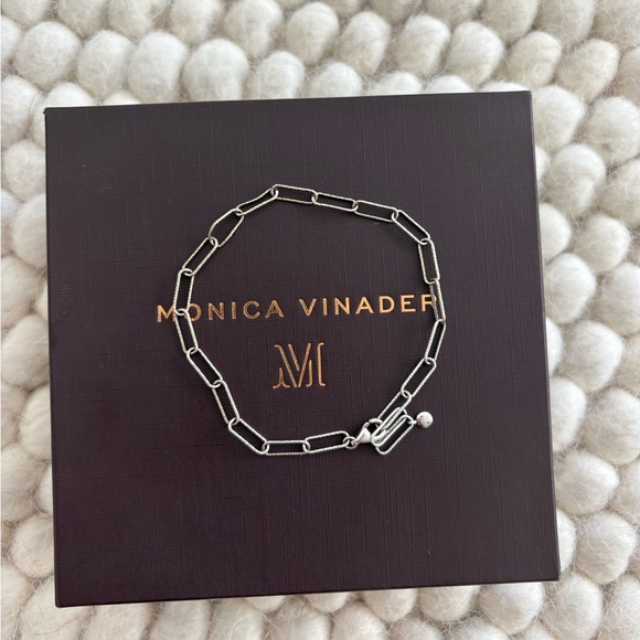 alta textured chain - Picture 2 of 4